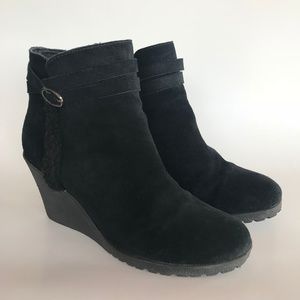Bjorndal Amy Black Suede Ankle Boots